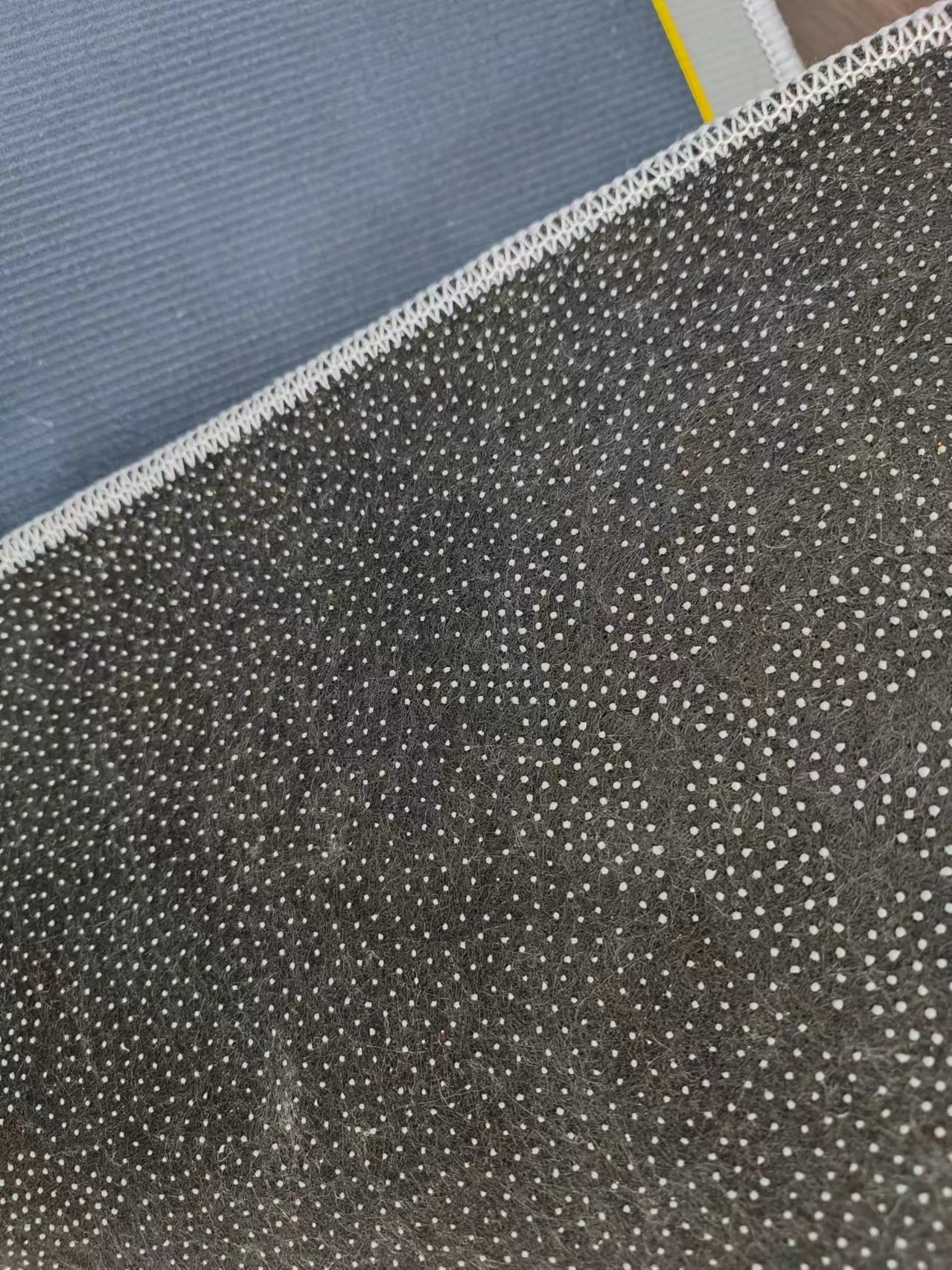 แผ่นปูพื้นดูดซับซุปเปอร์1ชิ้น40*60ซม. สำหรับห้องน้ำกันลื่นแห้งเร็วพรมพรมเช็ดเท้าหน้าประตูกลางแจ้งอ่างอาบน้ำ