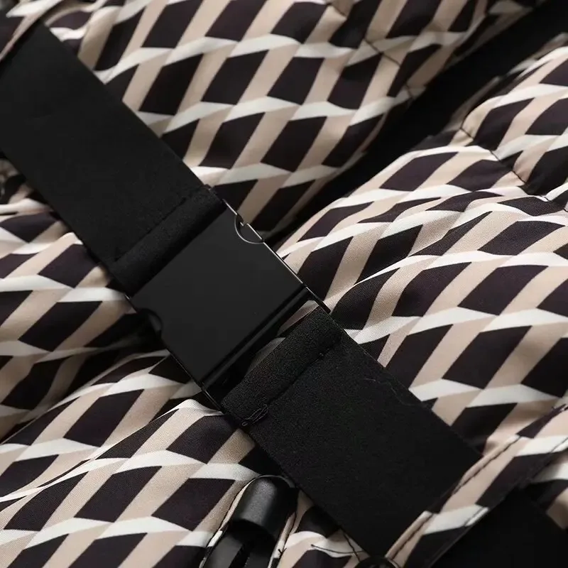 Veste à capuche en coton pour femmes, nouvelle mode, taille avec ceinture, pour les déplacements, chaude, coupe-vent, plus confortable à porter, 2025