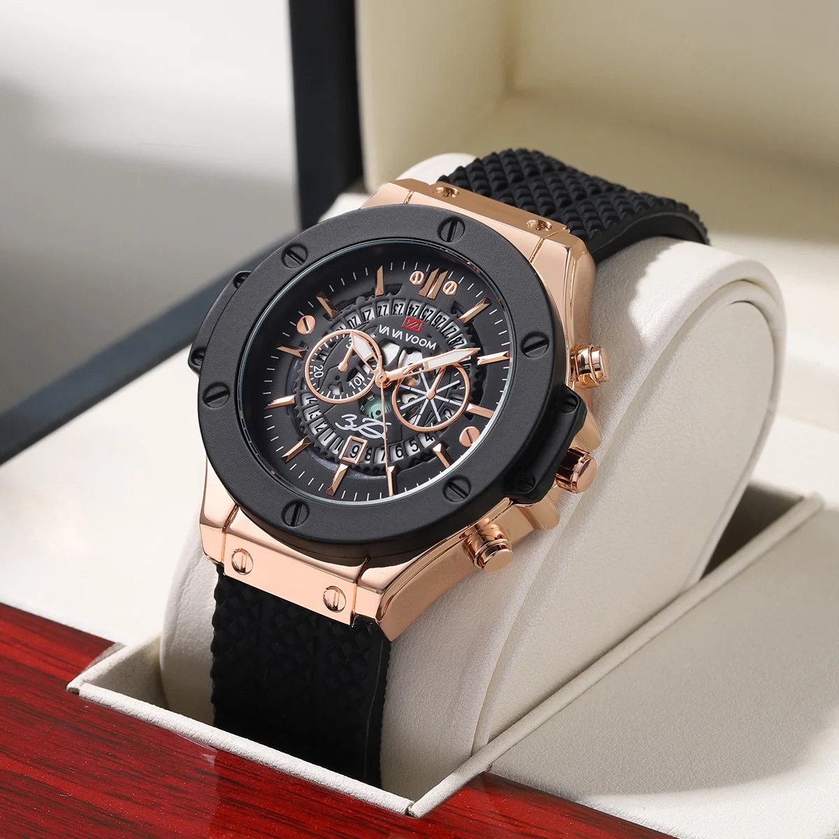 Czarny silikonowy męski ręcznie 46 mm wydrążony duży zegarek w kolorze różowego złota Modny styl wojskowy Oryginalny zegarek sportowy z mechanizmem kwarcowym