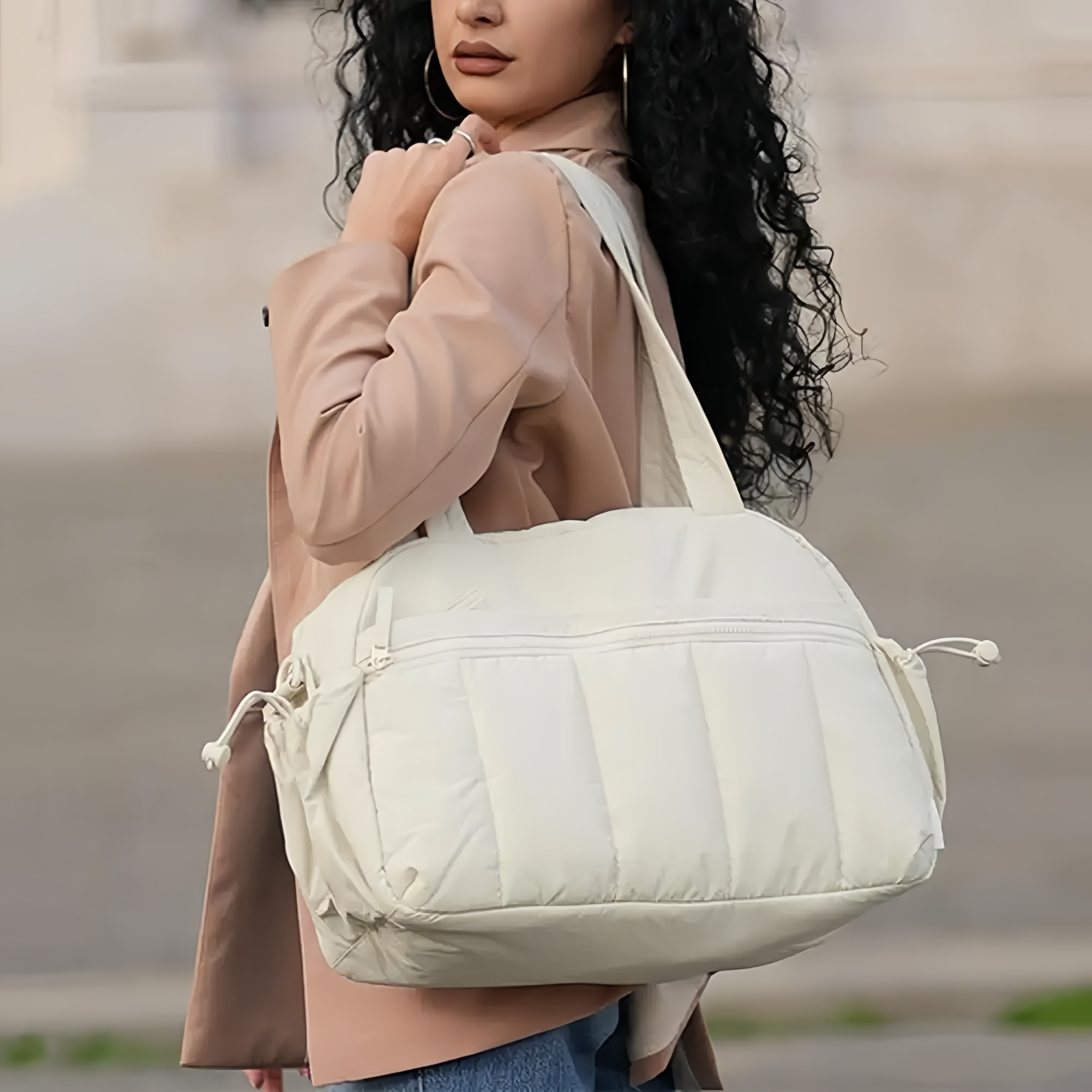 Uitbreidbare reistas - Stijlvolle, draagbare sporttas met oversized schoenencompartiment die lichtgewicht plunjezak opvouwt