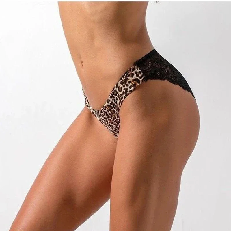 Bragas sexis de encaje para mujer, bragas transpirables de algodón sin costuras, calzoncillos transparentes para niñas, ropa interior de marca de talla grande, 1 pieza