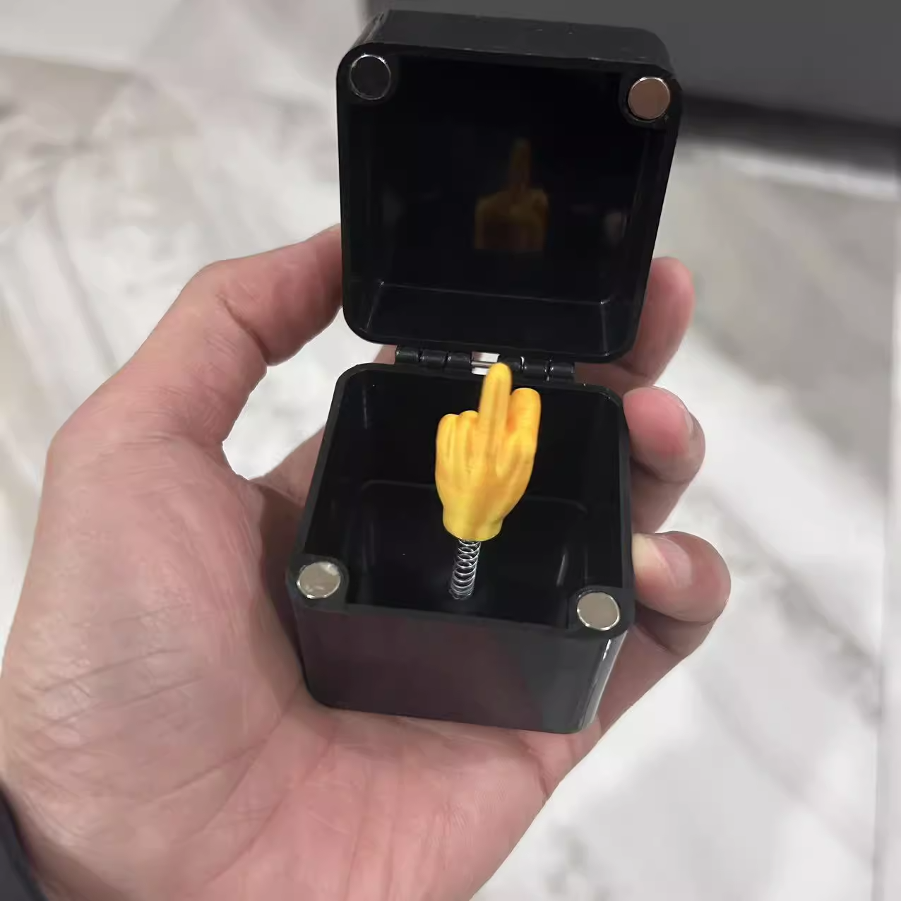 Interesting Prank Gift Middle Finger In Box Box Funny Creative Gifts Office Desk Decoration Home Decoration Gifts For Guests