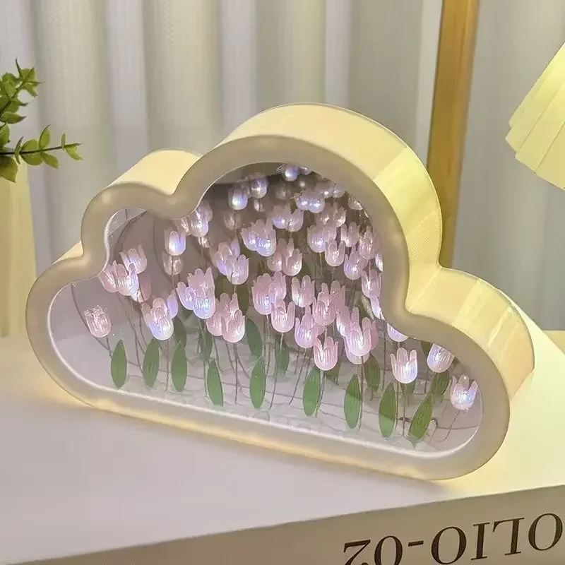 Tulpe Wolke Meer der Blumen handgemachte Nachtlicht kreative Licht Atmosphäre Licht transparent Qixi Liebhaber Geschenk Desktop Dekorationen