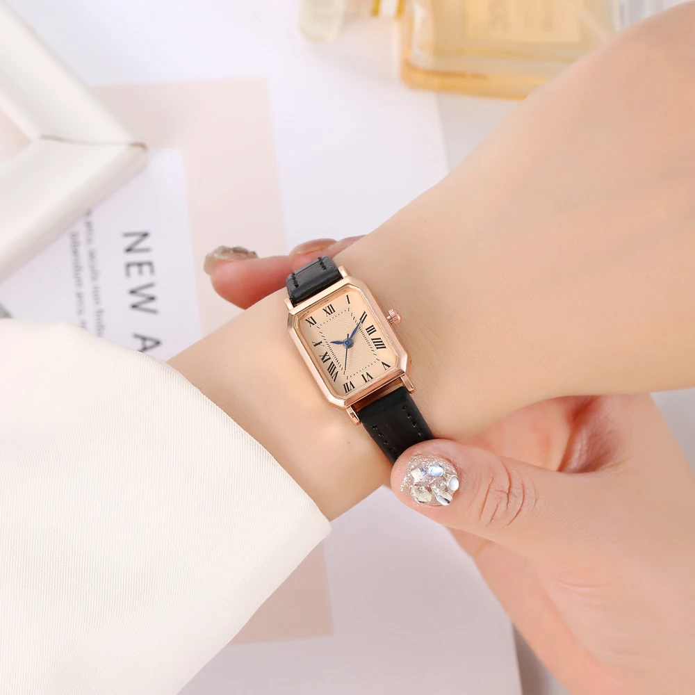 New women's watch with retro Roman blue needle scale design, simple and fashionable square watch, quartz watch