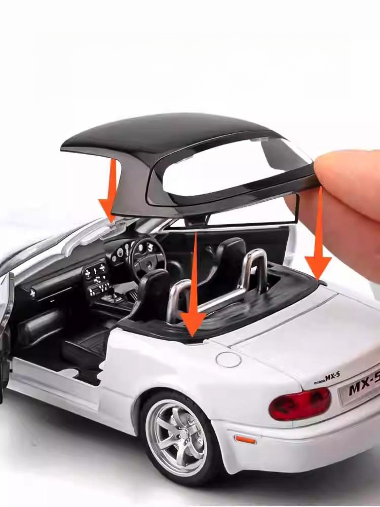 1/32 Mazda MX-5 Miniature Diecast Miata RoadSter Toy Car Model Sound & Light Doors Openable Collection Gift for Children Boy Kid