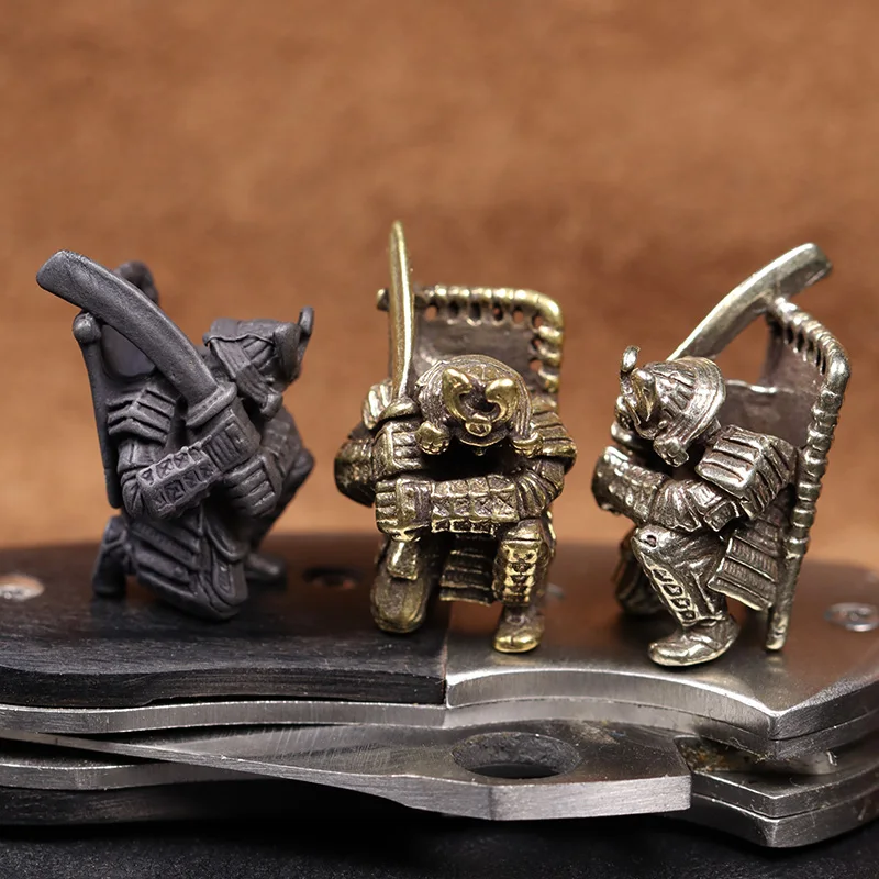 Espada ancha japonesa Samurai EDC cuchillo de latón cuentas cordón colgantes herramienta al aire libre DIY Paracord pulseras tejidas accesorios de dijes