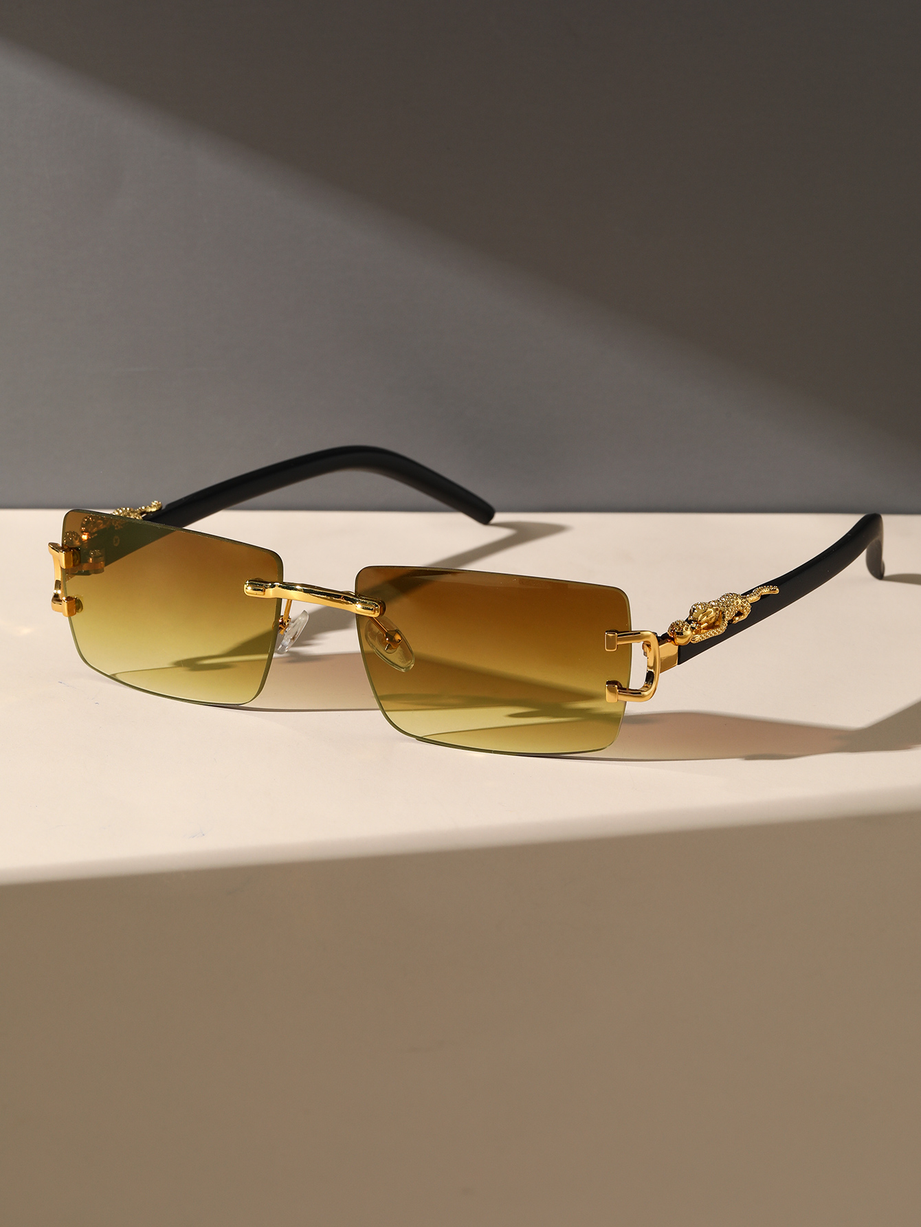 1/2 occhiali da sole personalizzati rettangolari senza cornice alla moda e alla moda per la vita quotidiana