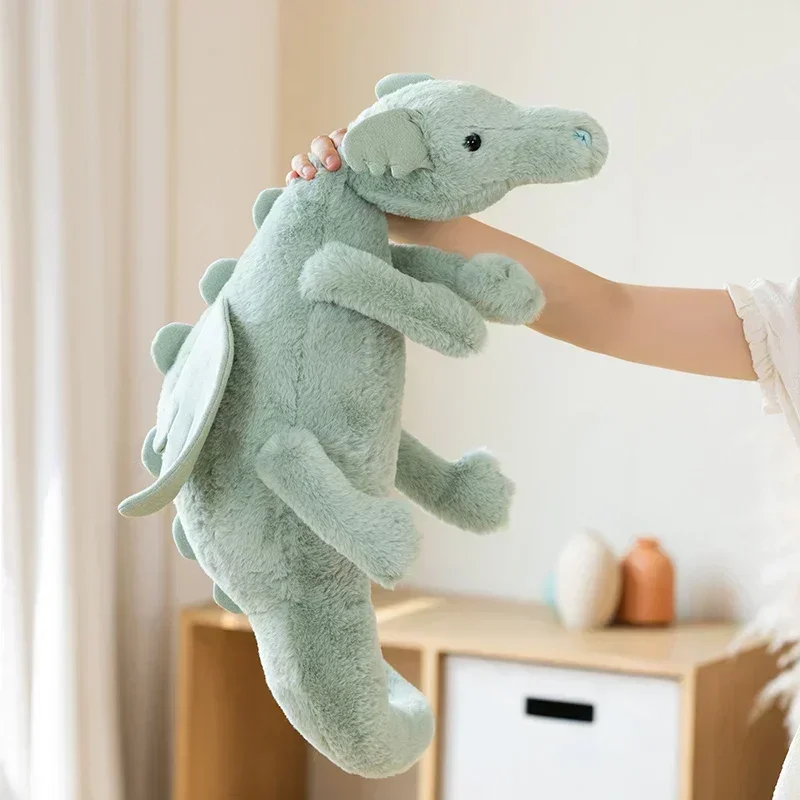 New Dragon Plush ของเล่นตุ๊กตาไดโนเสาร์ปีกบินสีขาวสีชมพูสีเขียวสีฟ้ามังกร PLushies ตุ๊กตาของขวัญวันเกิดสําหรับ Boy