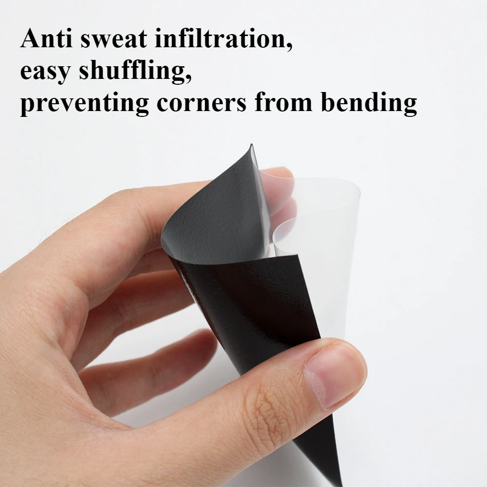 100 Stück 66 x 91 mm matte bunte Kartenhüllen in Standardgröße TCG Sammelkartenschutz Tarot Shield Brettspiele Magische Abdeckung PKM