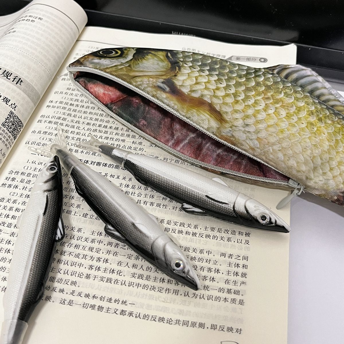 Kreative Simulierte Gesalzenen Fisch Bleistift Fall Große Kapazität Bleistifte Tasche Tasche Lustige Schule Bleistift Fällen Schreibwaren Neue