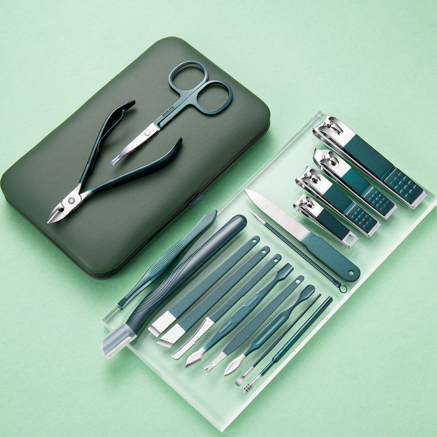 Ensemble de manucure en acier inoxydable, coupe-ongles, ciseaux à sourcils, pincettes, cuillère d'oreille, voiture faciale, 7/10/12/18 pièces