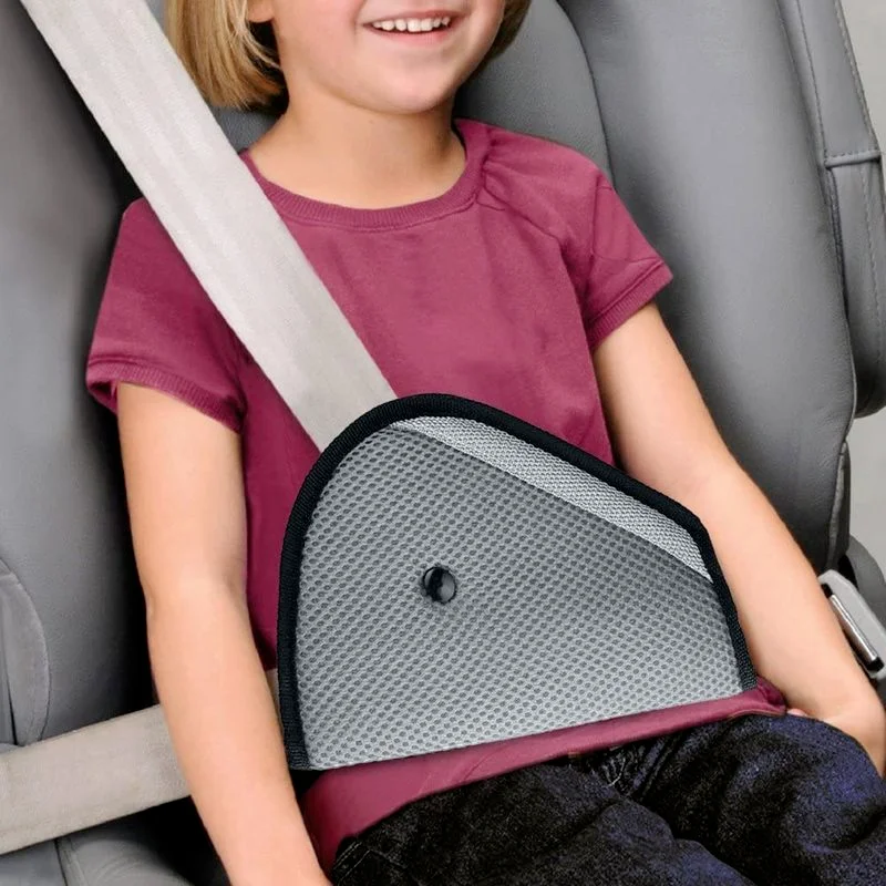 รถเด็ก Safe Fit Seat Belt Adjuster เด็กความปลอดภัยสามเหลี่ยมทนทานอุปกรณ์ป้องกัน Positioner รถ Intimate อุปกรณ์เสริมใหม่