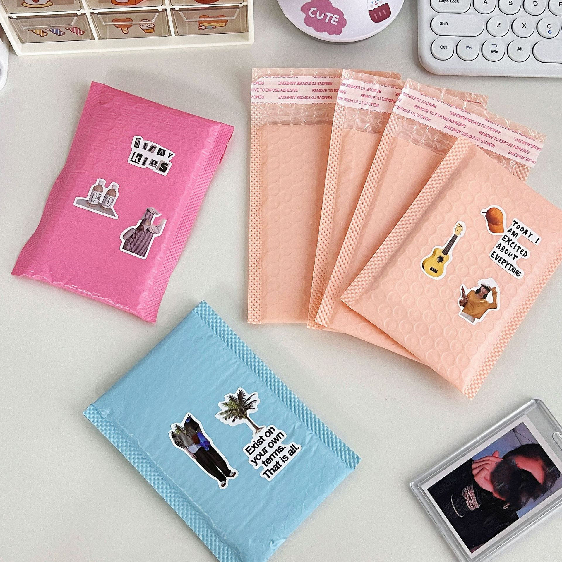 エンベロープパッケージ配送用ブリックスラップパッキング、ソフトバブルメールボックス、オレンジとブルーのカラー、バルクフィルム、卸売り、20個、11x19cm