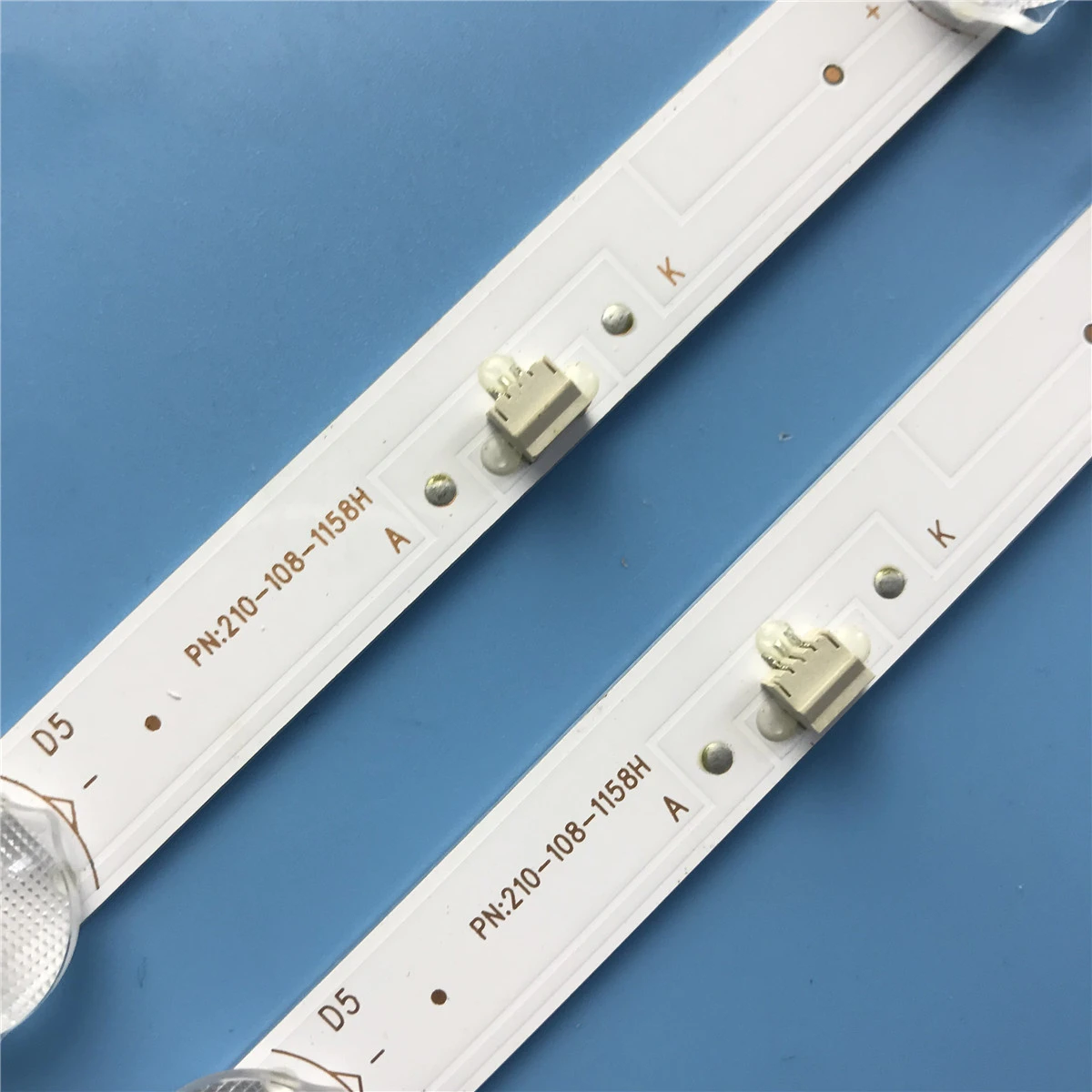 2ชิ้น/เซ็ต LED Backlight Strip PTV32DS00Z 32GSR3000FB 210-108-1158H MY32D07-ZC22AG-06 303MY320033 K32DLM7H