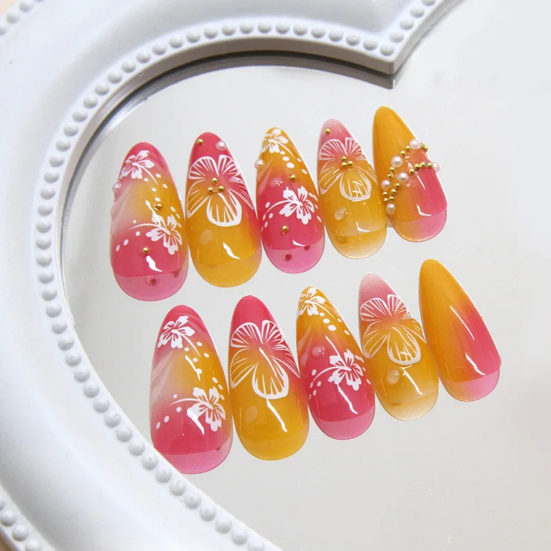 24 Uds. Puntas de uñas postizas de flores blancas Ins amarillo rosa rubor uñas postizas cubierta completa usable prensa en forma de almendra europea en las uñas