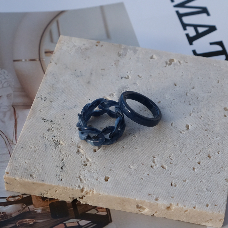 2 Buah/Set Y2k Gaya Ins Cincin Resin Akrilik Perhiasan Bohemian Kreatif Sederhana Retro Coklat Biru Aksesori Cincin Rantai