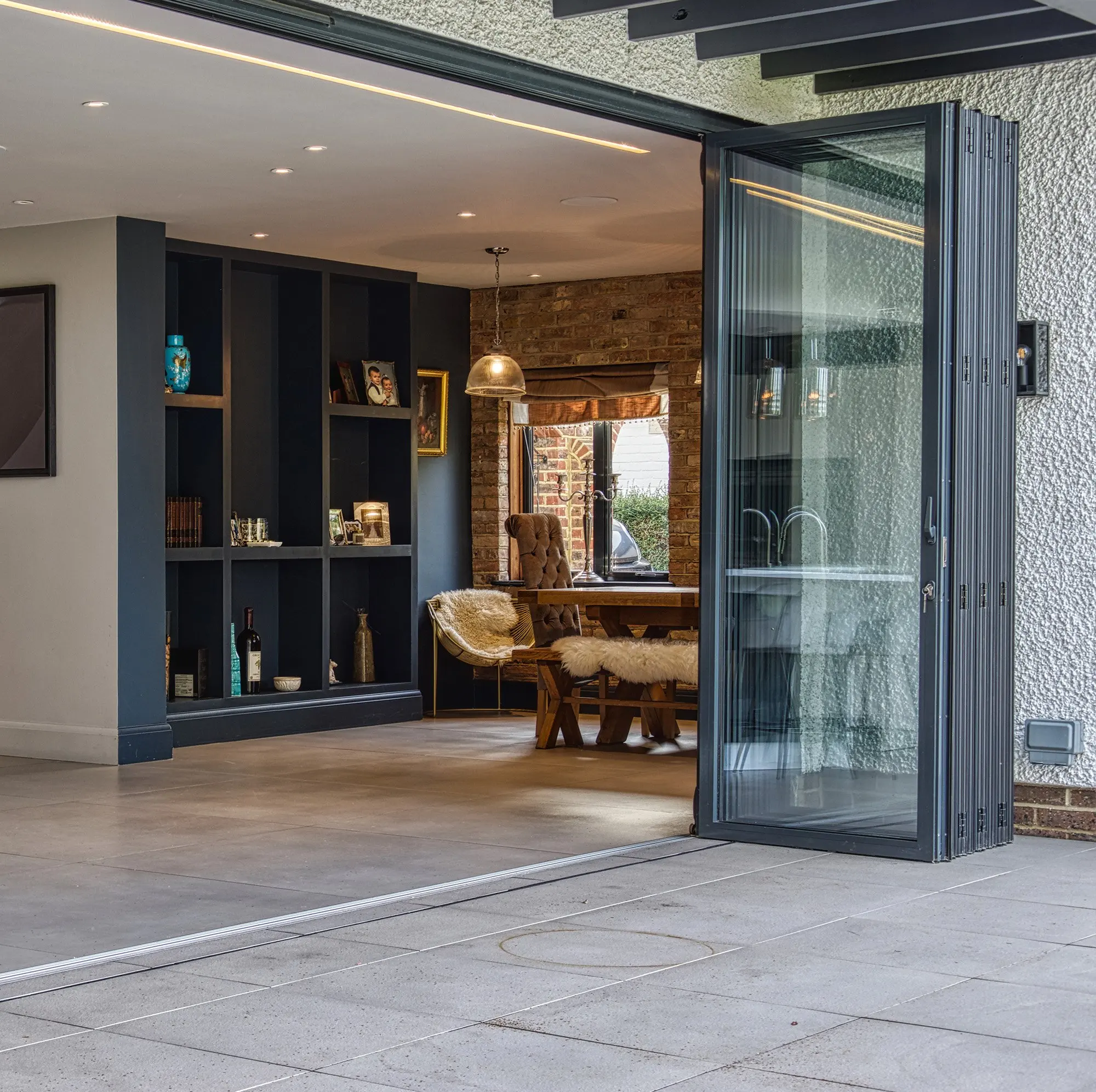 Porta pieghevole tipo fisarmonica DN Design personalizzato interno Porta pieghevole/bi-fold in vetro di alluminio Porte scorrevoli per balcone per villa