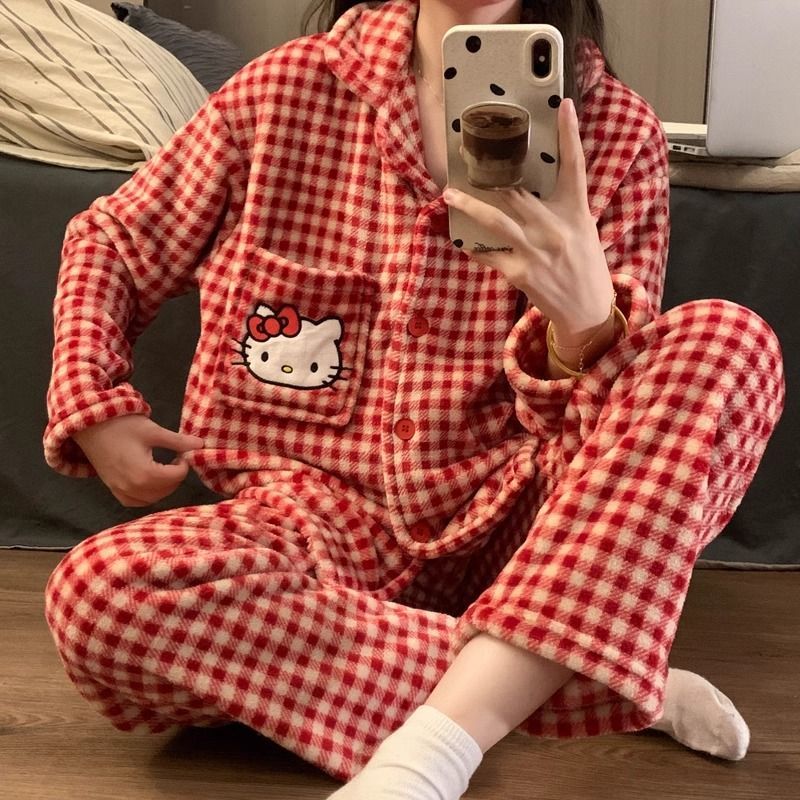 Kawaii Hellokitty Pyjamas Mädchen Tops Herbst und Winter Korallen Samt Pyjamas Rot Plaid Cartoon Hosen Casual Wear Hause Kleidung Set