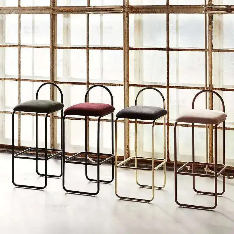 Luxury Make Up เก้าอี้บาร์เคาน์เตอร์ Modern Designer Soft Saloon แผนกต้อนรับเก้าอี้บาร์สูง Patio Tabourets De Bar Home เฟอร์นิเจอร์