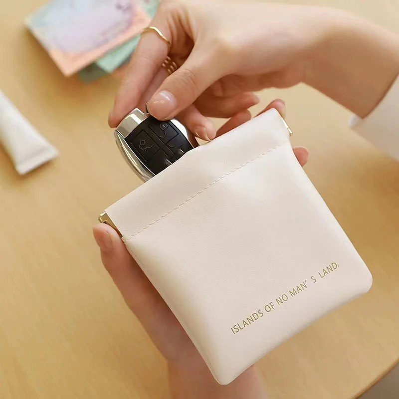 PU หนัง Mini แต่งหน้ากระเป๋าผู้หญิงขนาดเล็กกระเป๋าเครื่องสําอางแบบพกพา Make Up Key Organizer กระเป๋า