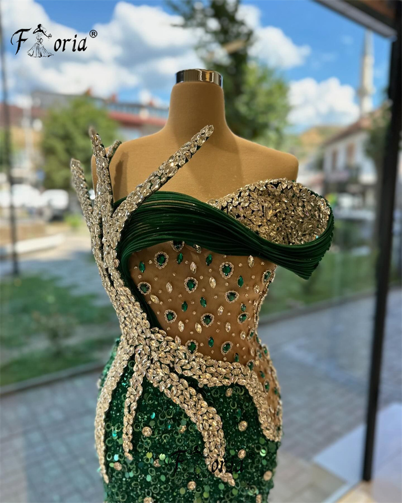 Wunderschöne dunkelgrüne Perlen formelle Gelegenheit Kleid einzigartige funkelnde Kristalls teine Pailletten Meerjungfrau Abend Party Kleid Vestido Gala