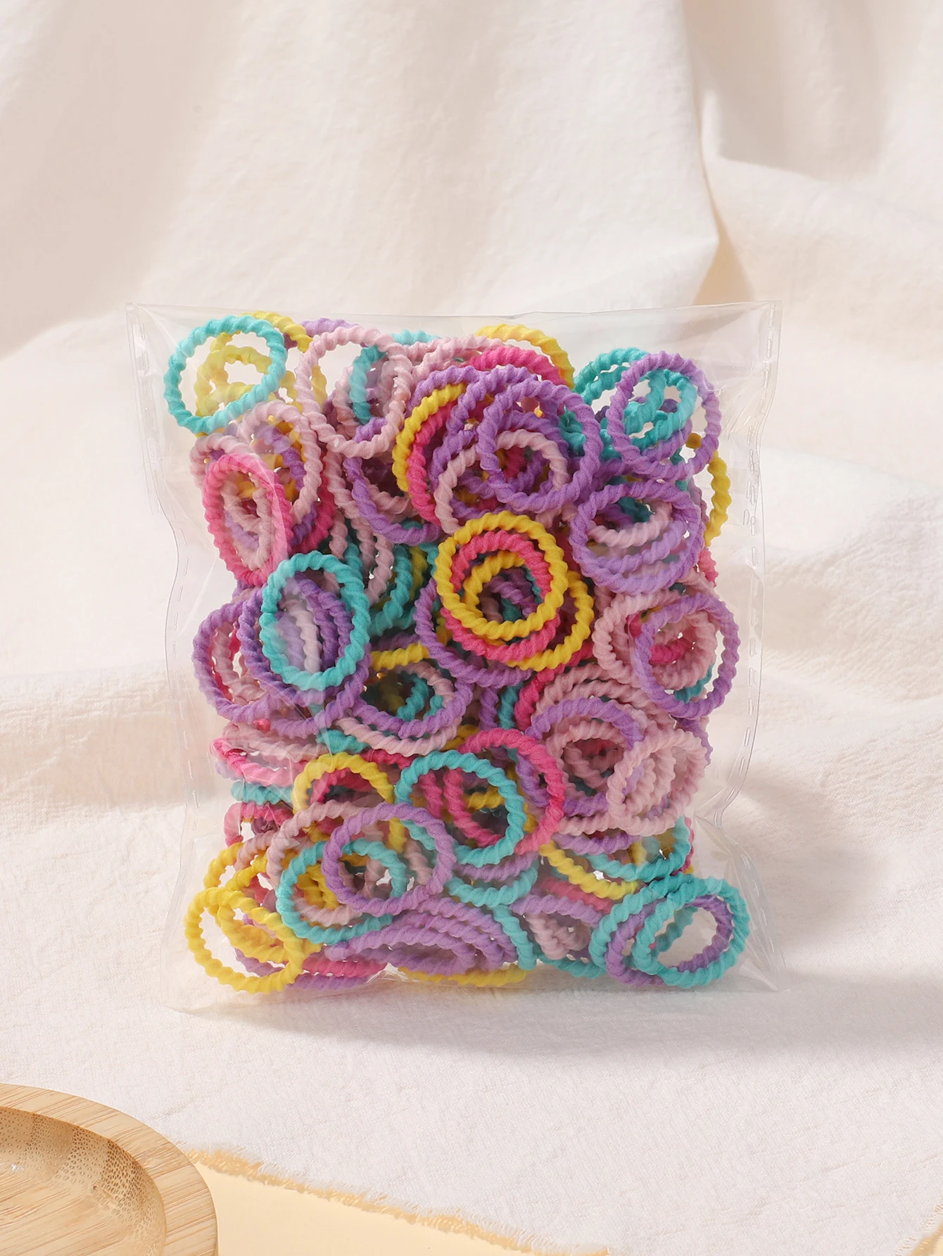 Conjunto de faixa de borracha colorida para crianças pequenas, 100 peças, 2cm de altura, anéis de polegar elásticos que não machucam o cabelo, scrunchies de bebê, linha pequena