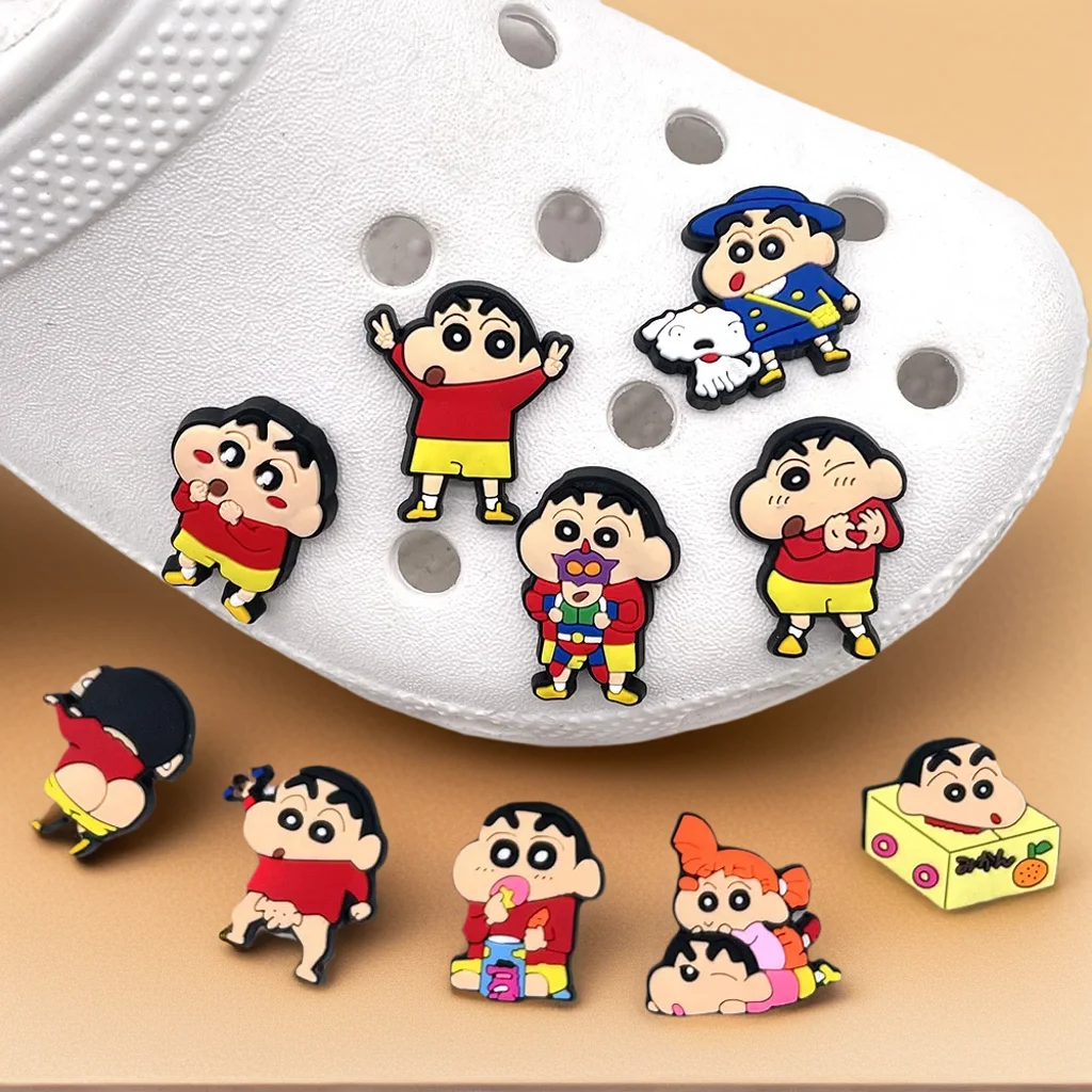 10 pezzi Crayon Shin-chan Sneaker Fibbia Accessori Sandali Fibbia Decorazioni Anime Cartoon Fibbia per regali di Natale per feste