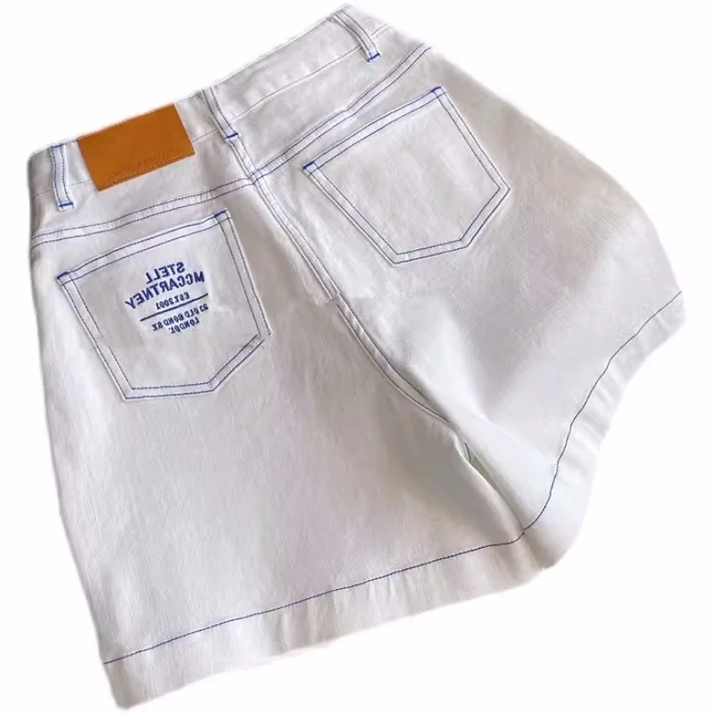 กางเกงขากว้างเอวสูงพิมพ์ลายตัวอักษร celana pendek DENIM สีขาวแนวสตรีทกางเกงยีนส์ Y2k มีกระเป๋ากางเกง2024ใหม่เสื้อผ้าผู้หญิงฤดูร้อน