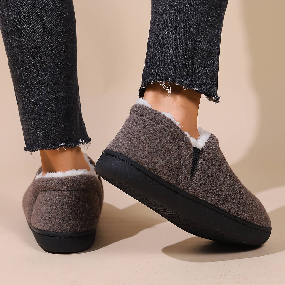 Lächeln Pop Winter Männer Hausschuhe Outdoor Gleitschutz Männer Hausschuhe Mode Lässig Warme Flauschige Hausschuhe Innen Pelz Plüsch Flache Männer Schuhe