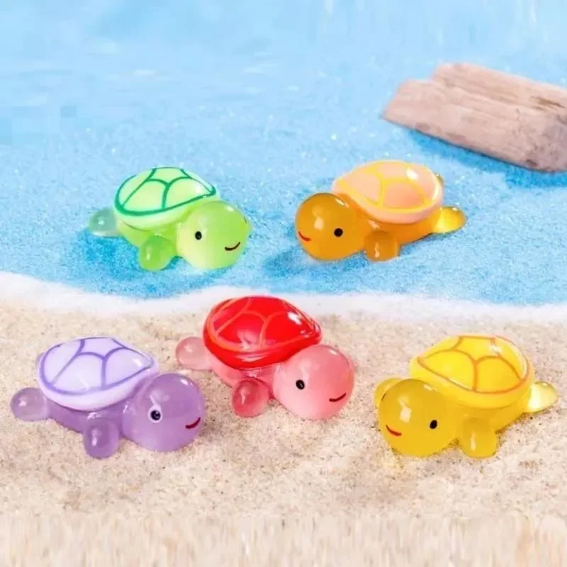 50 pçs bonito mini ornamentos de tartaruga luminosa brilhando no escuro miniaturas tartaruga micro paisagem crianças brinquedos decoração para casa presente