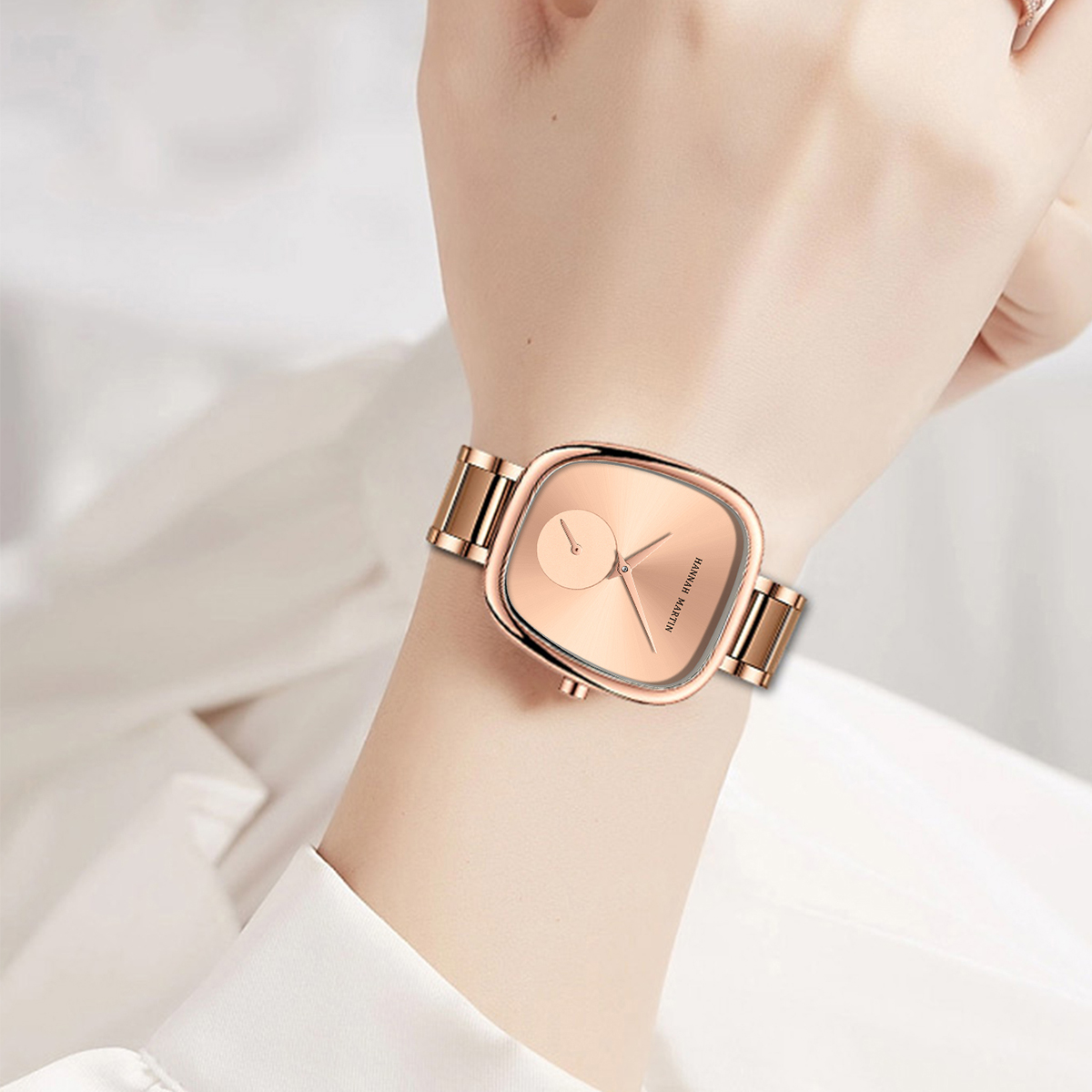 2023 ใหม่ผู้หญิงนาฬิกาข้อมือควอตซ์ 34 มม.Wine Barrel Rose Goldนาฬิกาจับเวลาสีดําแฟชั่นMinimalistสไตล์ผู้หญิงนาฬิกา