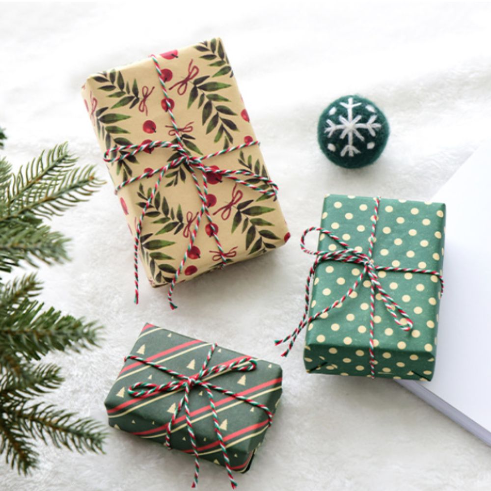 Hiasan gantung pohon Natal Mini, liontin tas hadiah pohon Natal warna-warni dengan tali