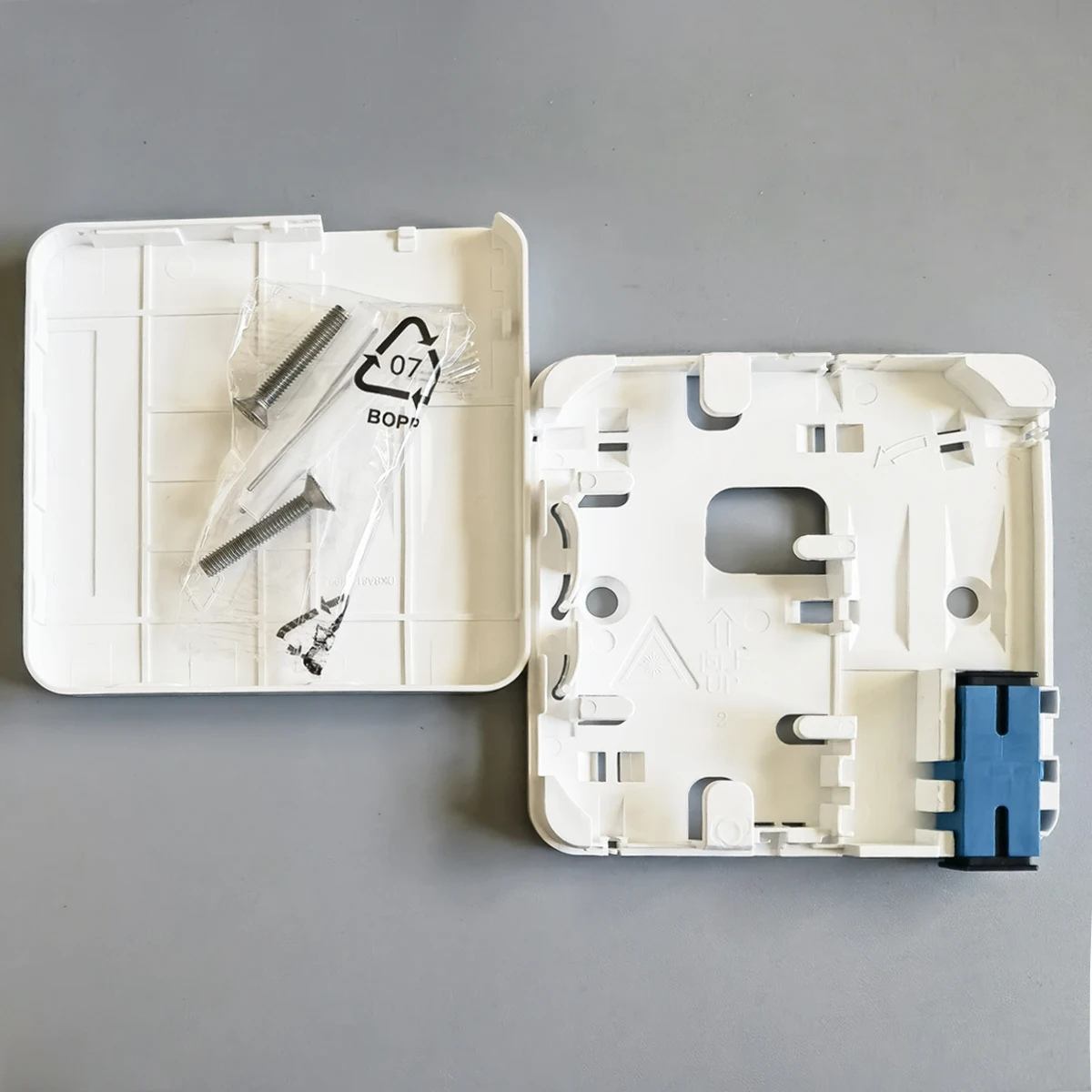 FTTH Fiber Access Box SC-Adapter mit Pigtail-Wandmontage 2120-T-1 Frontplatten-Verkabelungsgehäuse