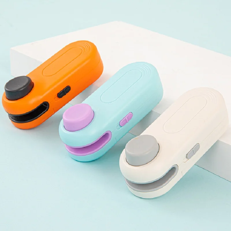 แบบพกพา Mini เครื่องซีล 2 in 1 เครื่องซีลความร้อนสําหรับขนมขบเคี้ยวใช้ในบ้านเครื่องซีลแบบชาร์จไฟได้เครื่องซีลสูญญากาศขนมขบเคี้ยวถุงพลาสติกเครื่องซีลความร้อน