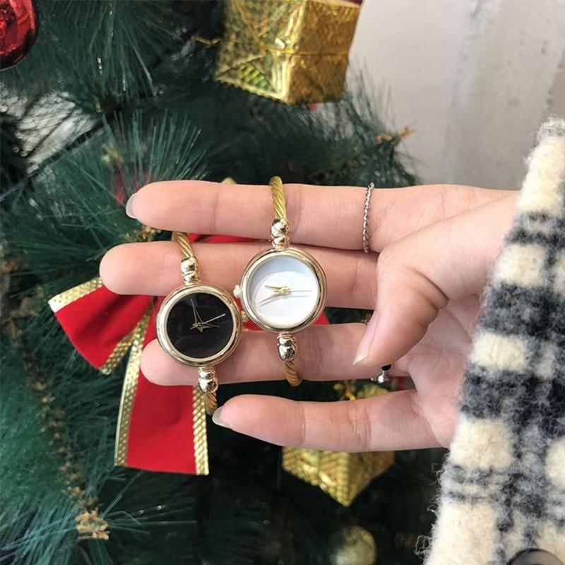 Часы наручные женские кварцевые с браслетом из нержавеющей стали