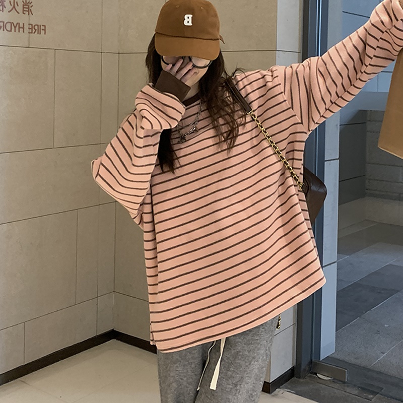 ピンクストライプルーズ長袖 Tシャツシックなインナーウェア 2023 春のファッションベースシャツトレンディな婦人服プラスサイズ利用可能