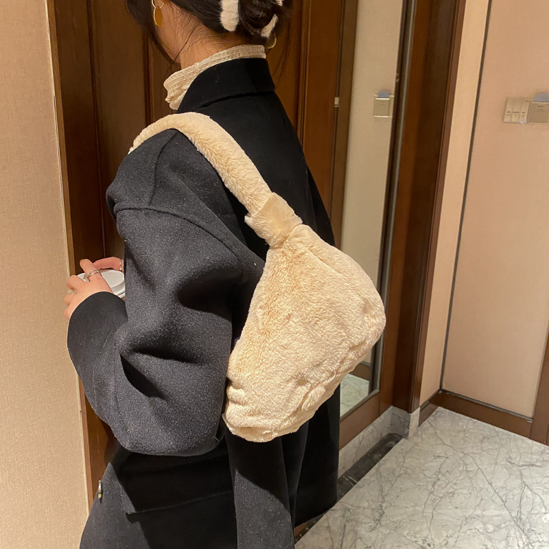 Bolsa de ombro de pelúcia de cor sólida da moda