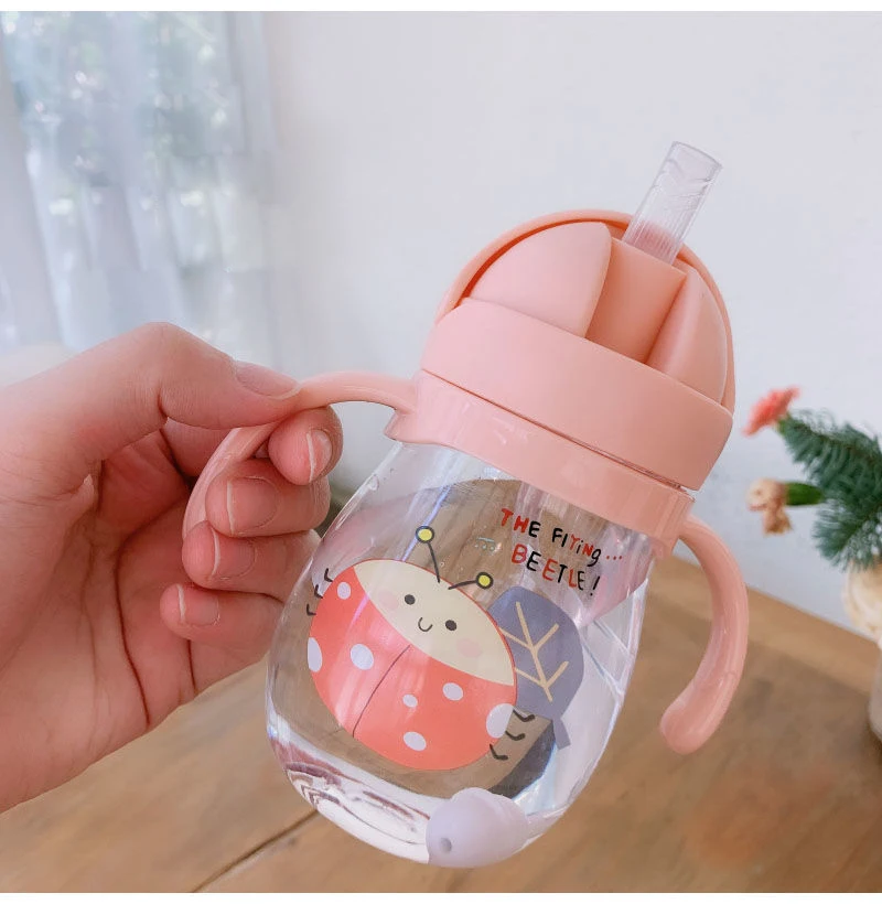 1pc copo de água do bebê palha bonito anti-asfixia jardim de infância crianças copo de água com bola de gravidade duckbill copo infantil beber copo