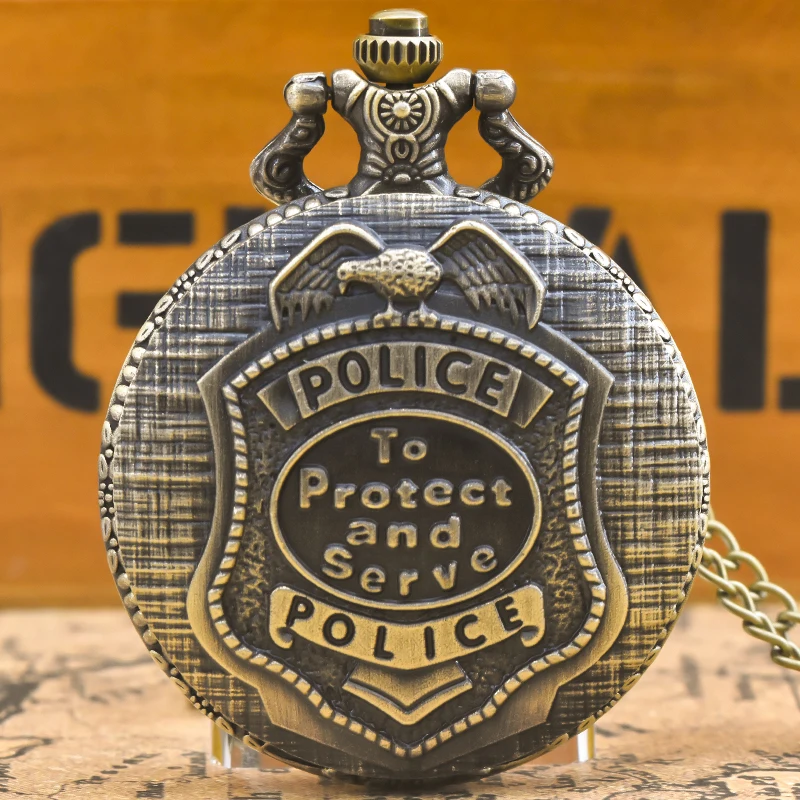 Vintage Bronze Steampunk Nachahmung Polizei Abzeichen geschnitzt Quarz Taschenuhr Halskette Anhänger Uhr Kette Männer Frauen Kette Geschenk