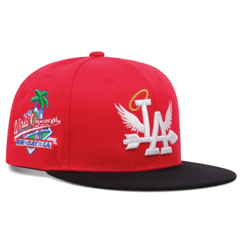 Unisex ใหม่ตัวอักษรรูปแบบปีกด้านข้างรูปแบบเย็บปักถักร้อยแฟชั่นคุณภาพสูง Snapback ผู้ชายอเนกประสงค์เบสบอลหมวก