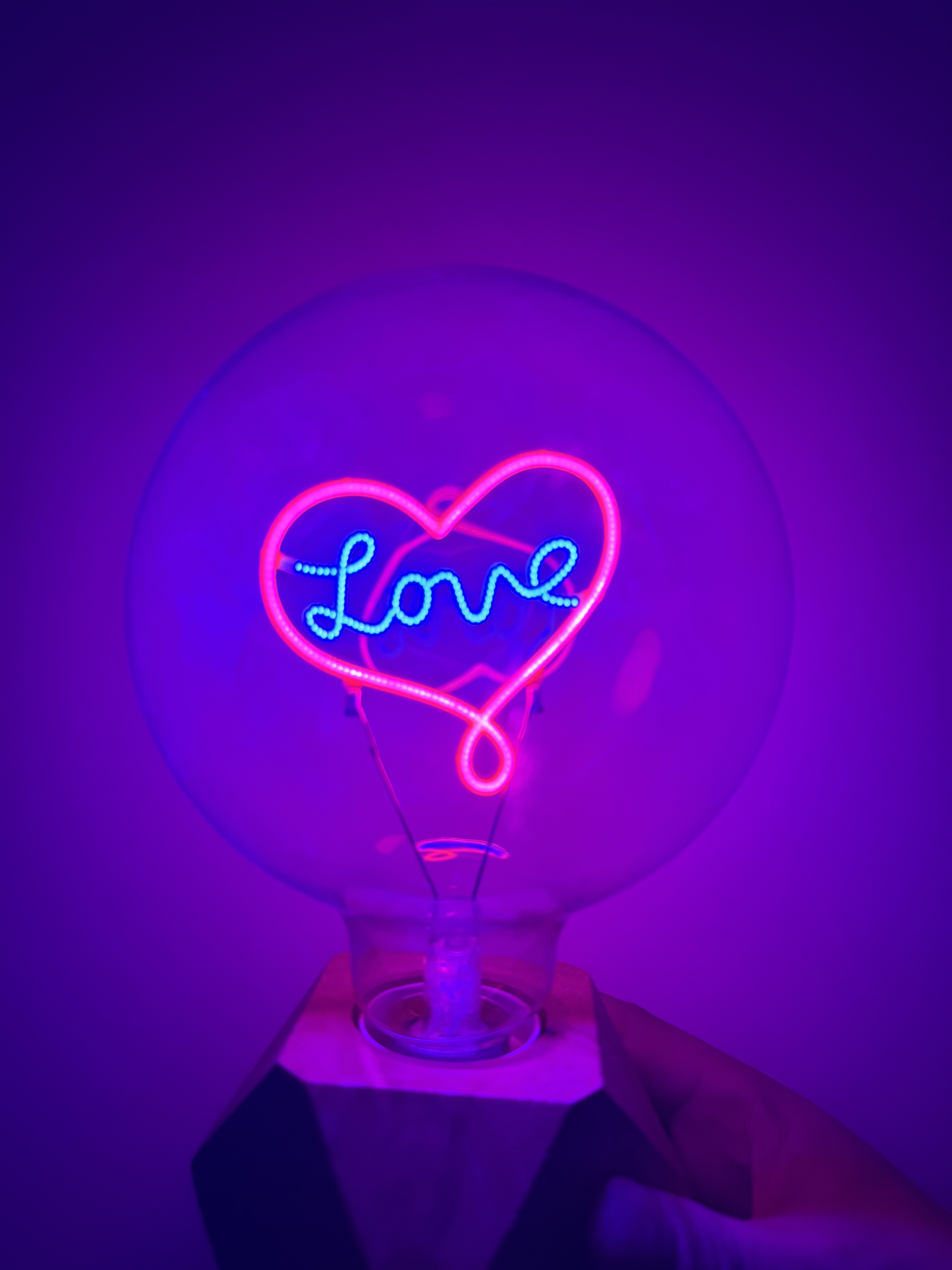 Edison Light Bulb Soft Filament Light G125 LOVE HOME Cat 220V Personalized Creative Letter Light Warm Yellow Decorative Lamps