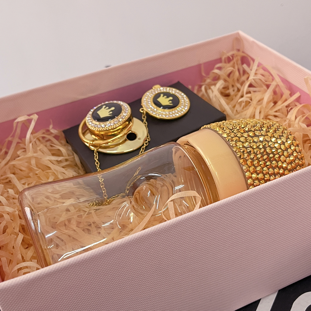 手作りのゴールドクリスタルボトルとおしゃぶりクリップセット,0〜6m,新生児のチェーンリング,クラウン,保育園の装飾