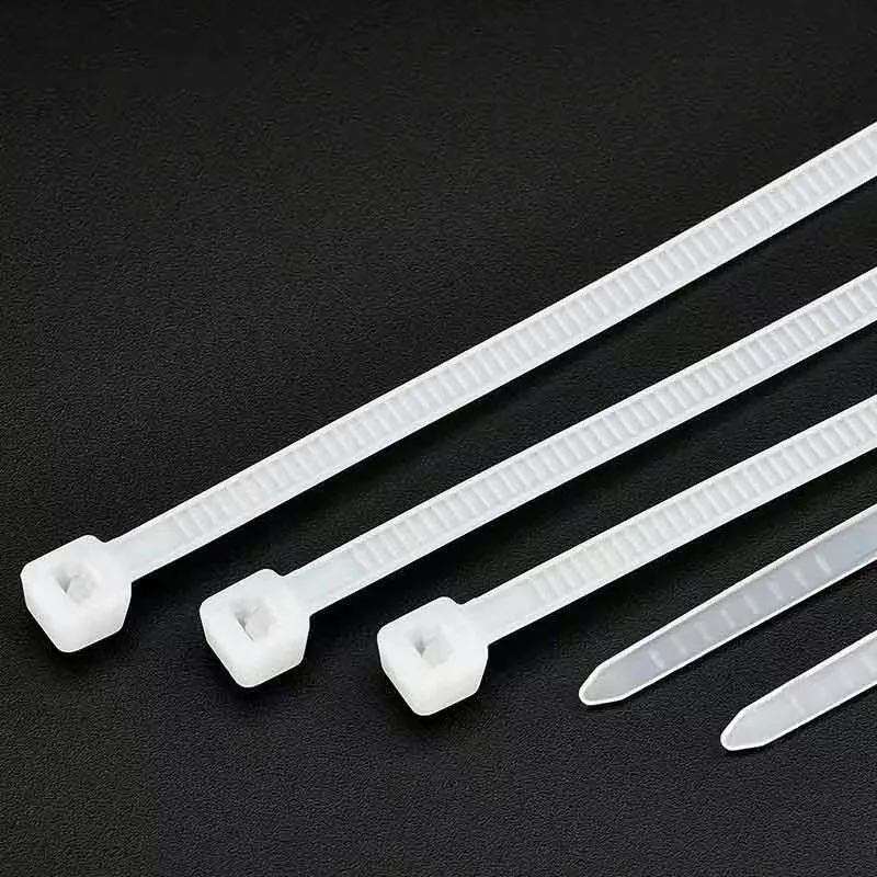 Fascette autobloccanti, fascette in plastica, fascette per impacchi di cavi, fascette per cavi varie, versatili e durevoli