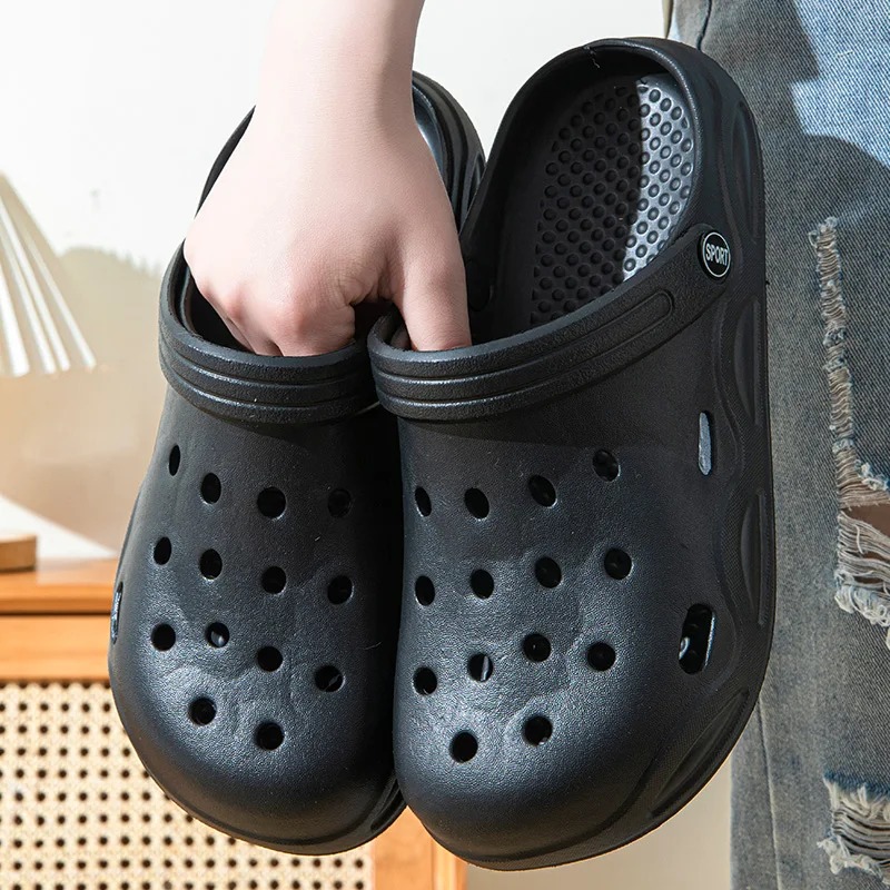 Sandalias antideslizantes con punta cerrada y agujeros para verano, sandalias de fondo suave, zapatos de jardín ligeros de suela gruesa para hombre