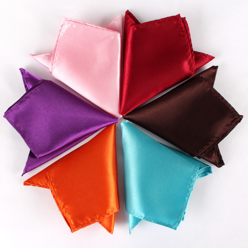 ผ้าเช็ดหน้าขนาด22ซม. สีทึบกระเป๋าสำหรับผู้ชายผ้าเช็ดหน้าชุดสูทแบบคลาสสิกอุปกรณ์เสริมชุดเดรสแบบเป็นทางการผ้าเช็ดหน้าอกสีดำสีน้ำตาลสีขาว