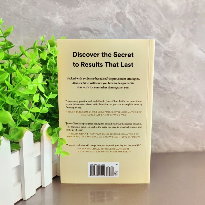 Atomic Habits ist ein beliebtes Buch zum Bauen, gute Gewohnheiten, hohe Qualität, effizient und leicht zu verstehen, schlechte Gewohnheiten zu brechen
