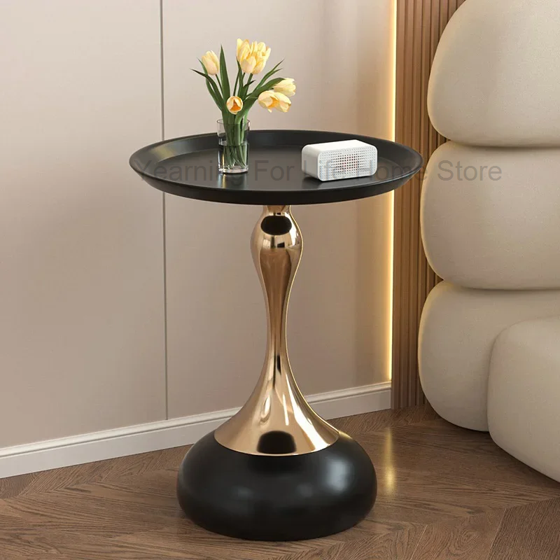 รอบสีดําน่ารักกาแฟตารางโลหะโมเดิร์น Minimalist หรูหรากาแฟตารางขนาดเล็กต่ํา Muebles Para El Hogar เฟอร์นิเจอร์ห้องนั่งเล่น