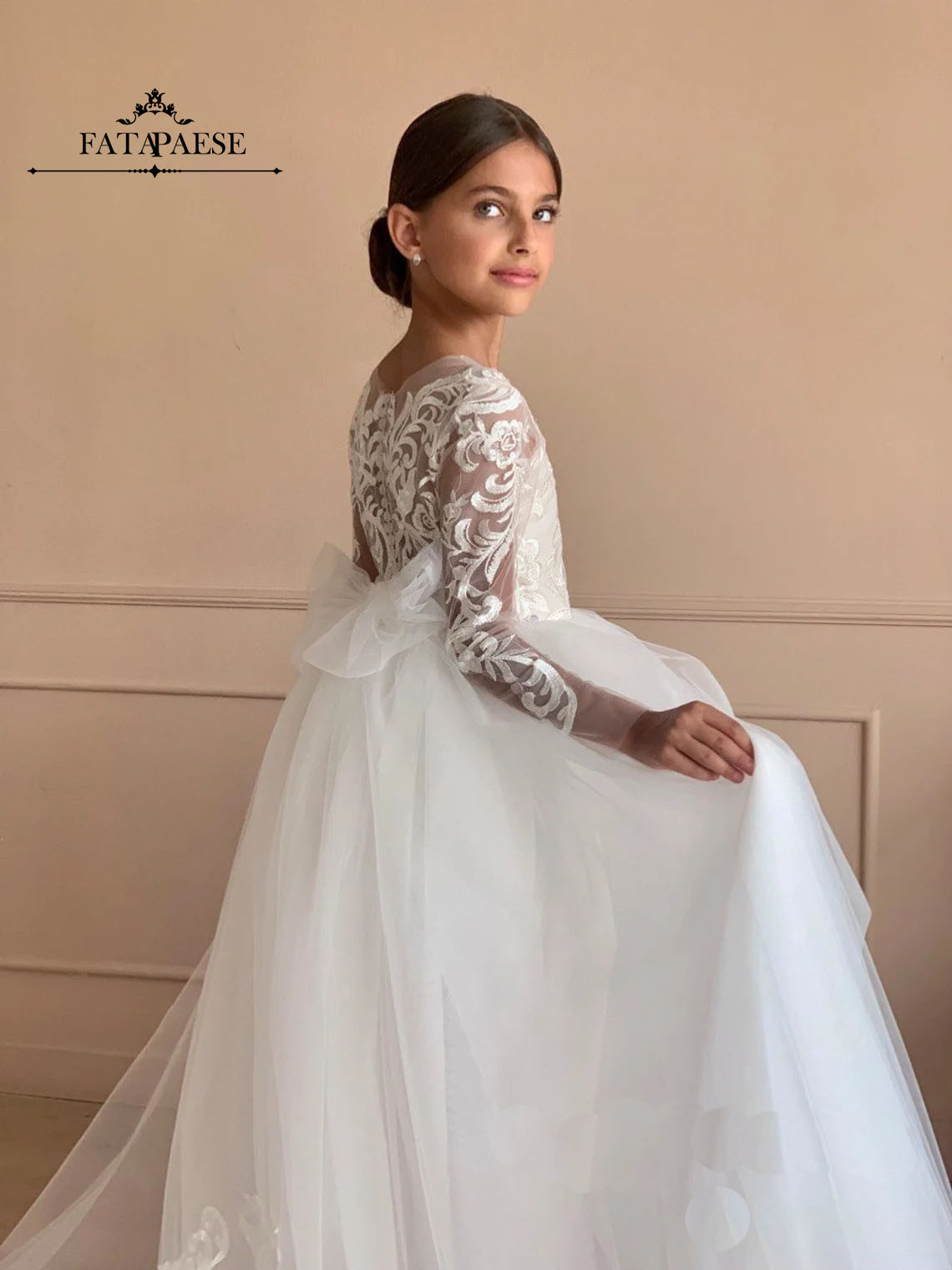 FATAPAESE สีขาวชุดแต่งงานสำหรับยาวเด็กผู้หญิงเสื้อลูกไม้ลายดอก Tulle สายชุดกับโบว์รถไฟ Appqulies งานแต่งงานแม้เด็ก