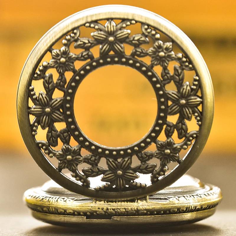 Vintage Bronze Clamshell Halskette Quarz Taschenuhr Modeschmuck Geschenk für männliche und weibliche Studenten
