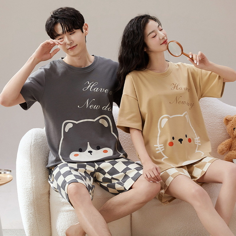 Conjunto de Pijamas de algodón de verano con dibujos animados para parejas, mujeres y hombres, ropa de dormir a juego, Top para dormir de manga corta, pantalones cortos